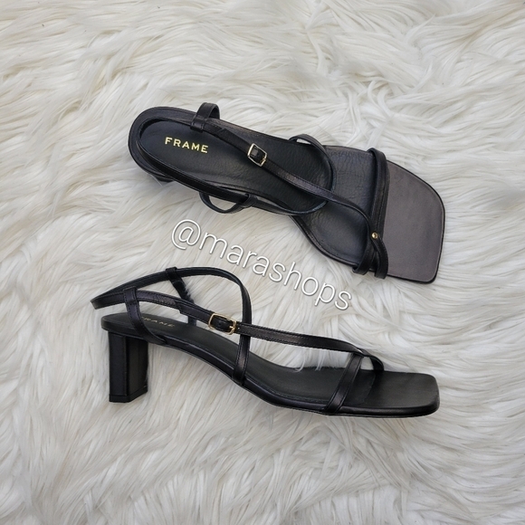 Frame Le Braxton Strappy Sandal In Noir - Picture 1 of 5